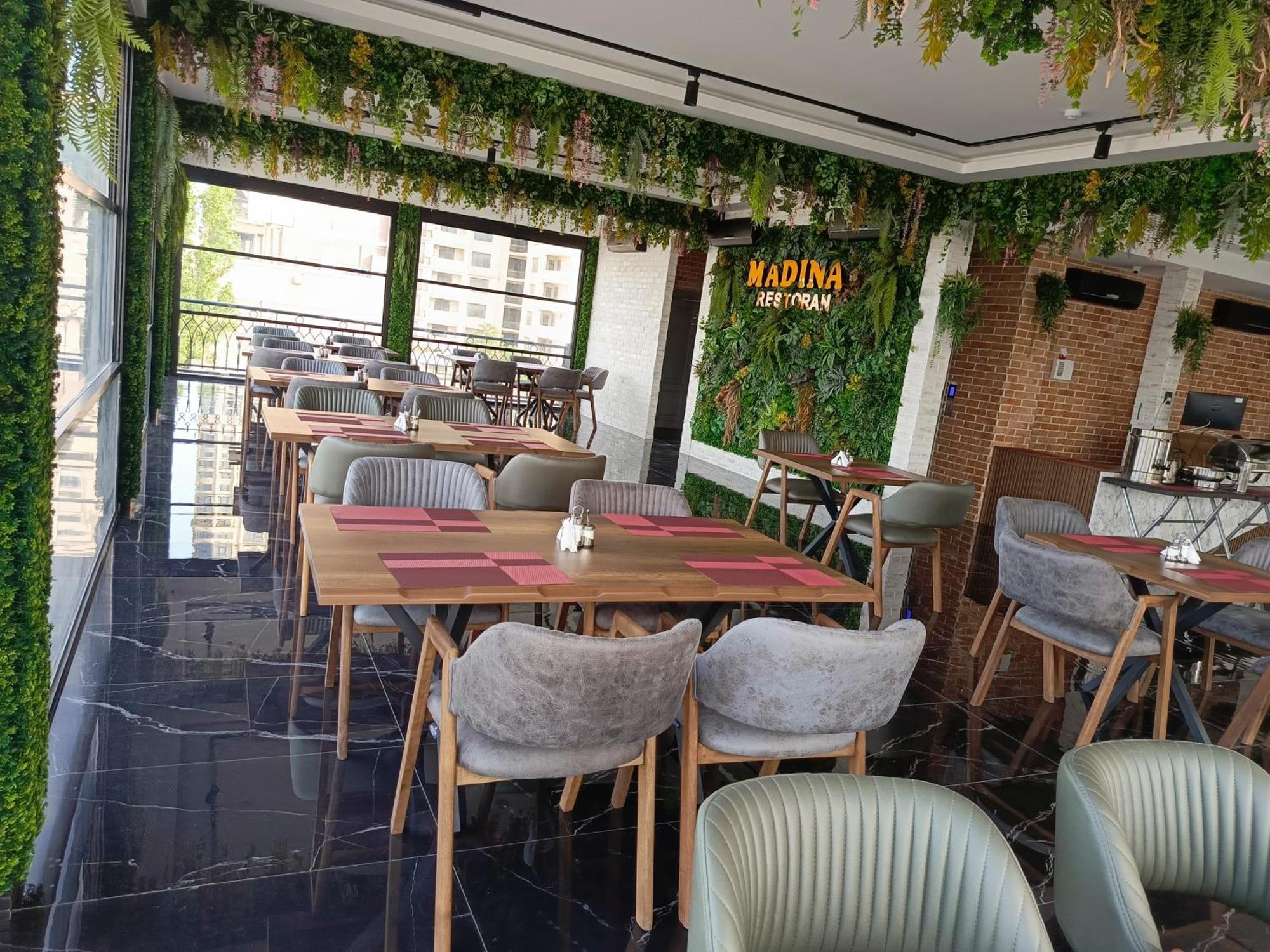 Madina-Zamzam Halal Hotels Group Baku Ngoại thất bức ảnh